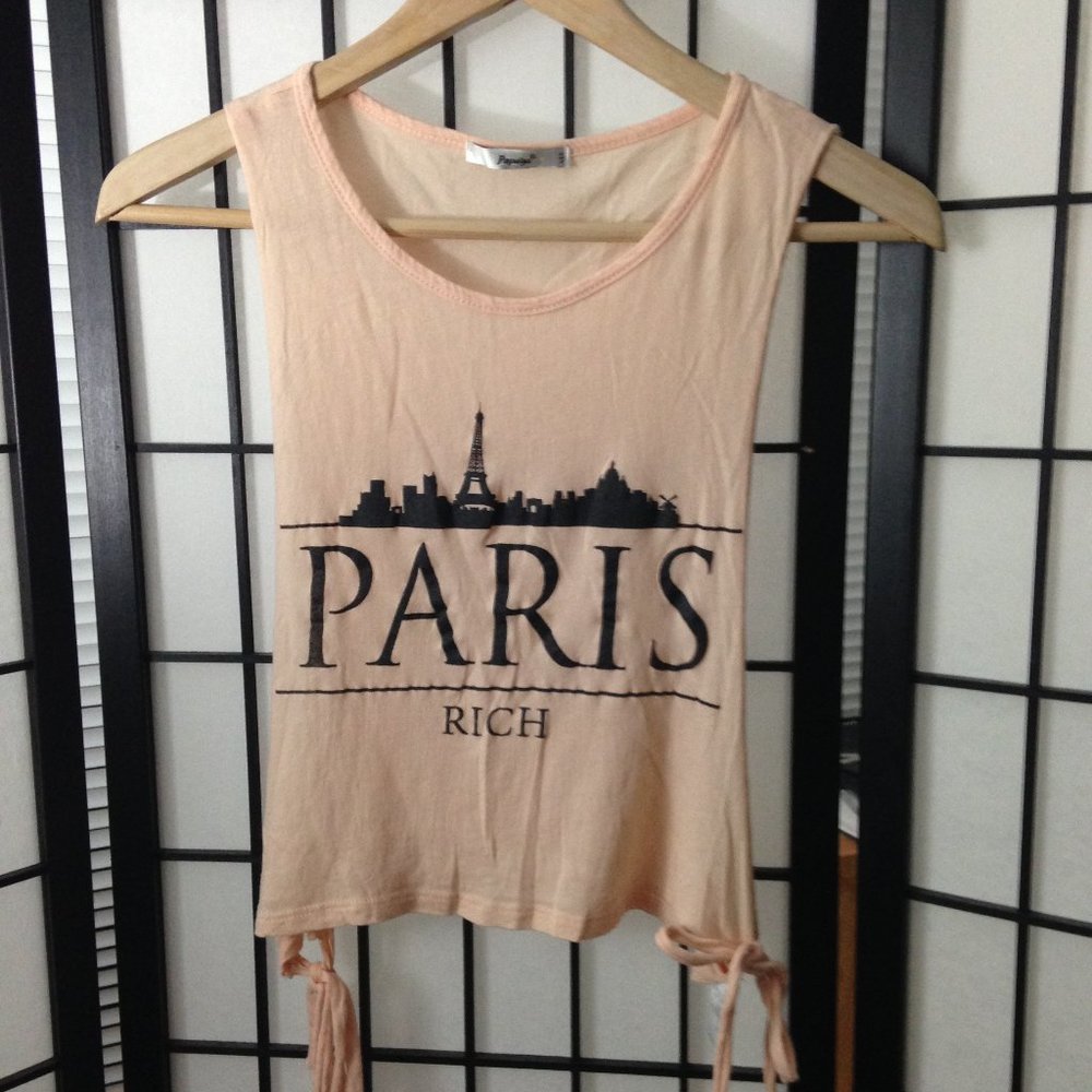 5/$20| ***** Cute for summer Papaya, Paris print